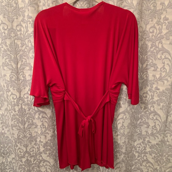 Top - Picture 2 of 2